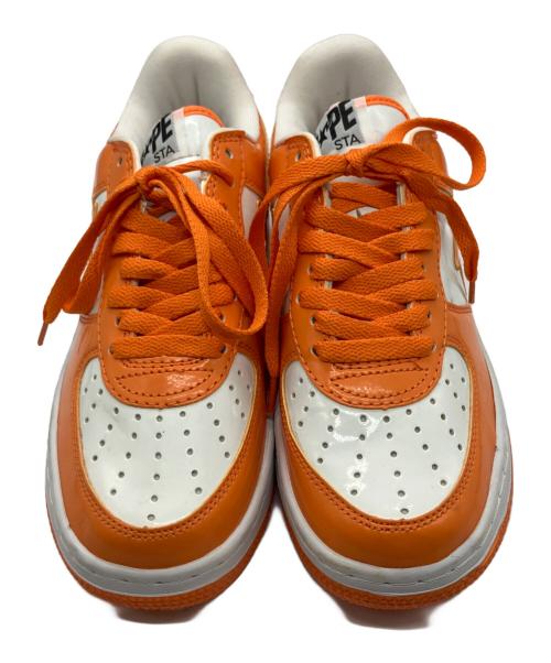 A BATHING APE（アベイシングエイプ）A BATHING APE (アベイシングエイプ) BAPESTA　ローカットスニーカー ホワイト×オレンジ サイズ:SIZE 23.5cmの古着・服飾アイテム