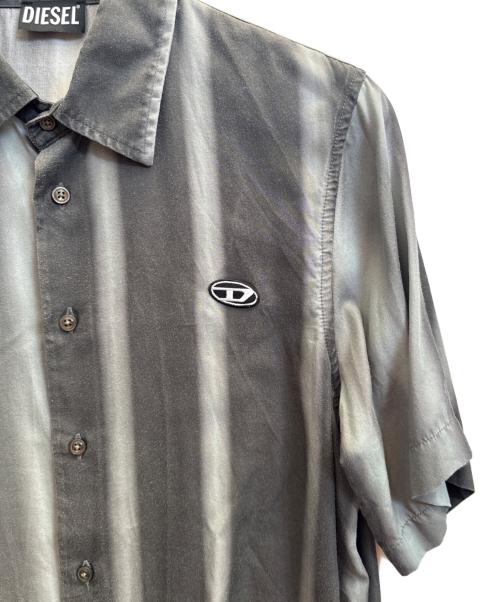 DIESEL（ディーゼル）DIESEL (ディーゼル) S-SING-STRI グレー×ブラック サイズ:Ｓの古着・服飾アイテム