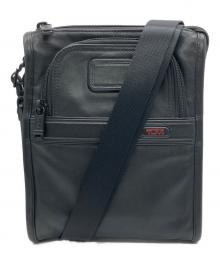 TUMI（トゥミ）の古着「レザーショルダーバッグ」｜ブラック