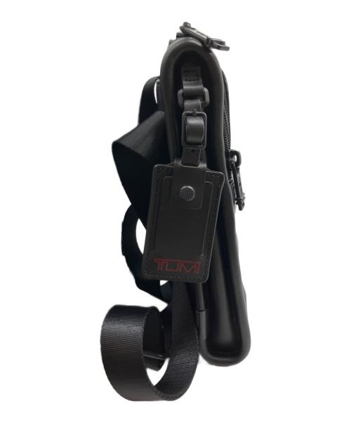 TUMI（トゥミ）TUMI (トゥミ) レザーショルダーバッグ ブラックの古着・服飾アイテム