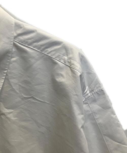 SOFTHYPHEN（ソフトハイフン）SOFTHYPHEN (ソフトハイフン) DOUBLE FRONT OVER SIZED SIGNATURE SHIRT ホワイト サイズ:02 未使用品の古着・服飾アイテム