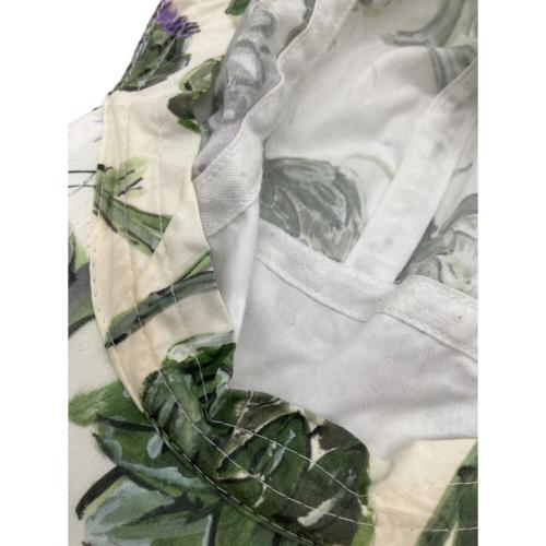 jacquemus（ジャックムス）jacquemus (ジャックムス) キャップ ホワイトの古着・服飾アイテム