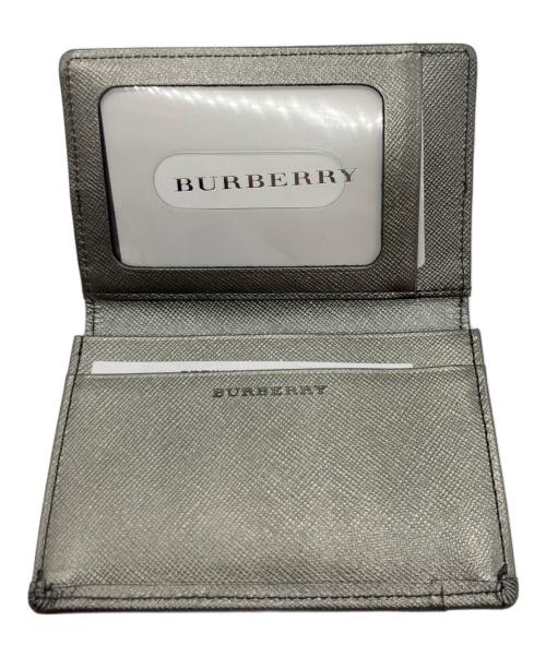 BURBERRY（バーバリー）BURBERRY (バーバリー) カードケース シルバーの古着・服飾アイテム