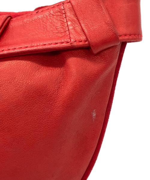 GUCCI（グッチ）GUCCI (グッチ) ボディーバッグ レッドの古着・服飾アイテム