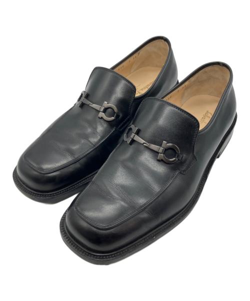Salvatore Ferragamo（サルヴァトーレ フェラガモ）Salvatore Ferragamo (サルヴァトーレ フェラガモ) カーフローファー ブラック サイズ:SIZE 25cmの古着・服飾アイテム
