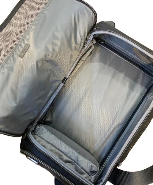 TUMI（トゥミ）TUMI (トゥミ) ウィールドダッフルキャリー ブラックの古着・服飾アイテム