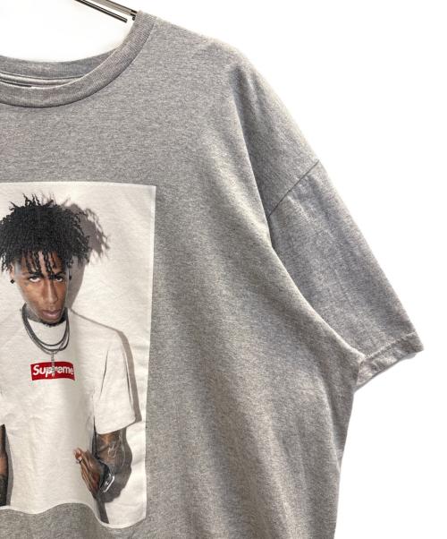 SUPREME（シュプリーム）SUPREME (シュプリーム) 半袖カットソーNBA Youngboy Tee グレー サイズ:XXLの古着・服飾アイテム