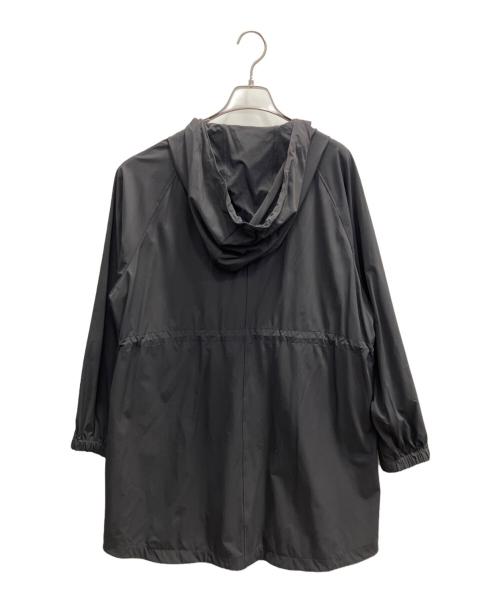 23区（ニジュウサンク）23区 (ニジュウサンク) ナイロン2WAYフードストレッチアウター チャコールグレー サイズ:36の古着・服飾アイテム