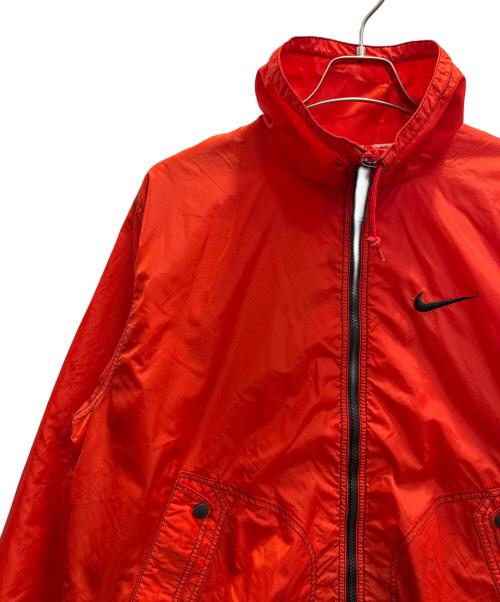 NIKE（ナイキ）NIKE (ナイキ) ナイロンジャケット レッド サイズ:不明の古着・服飾アイテム