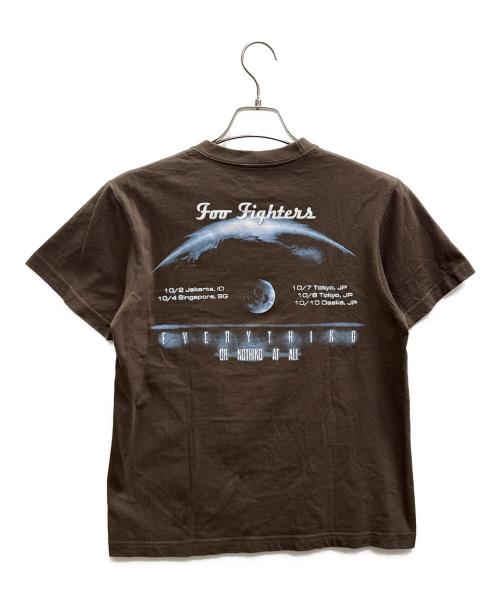 Foo Fighters（フー・ファイターズ）Foo Fighters (フー・ファイターズ) 半袖Tシャツ ブラウン サイズ:Ｓの古着・服飾アイテム