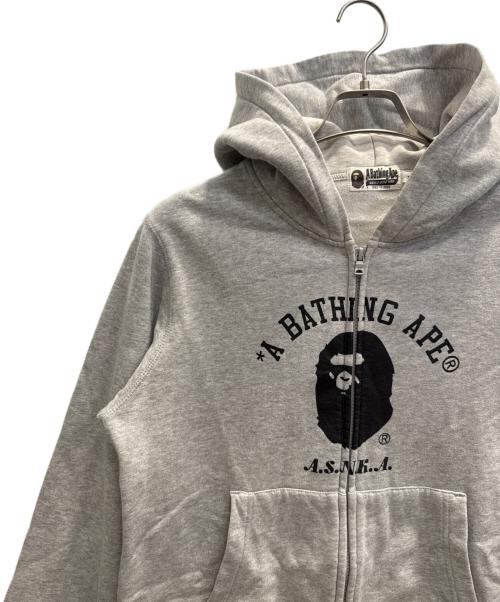 A BATHING APE（アベイシングエイプ）A BATHING APE (アベイシングエイプ) ジップパーカー グレー サイズ:Мの古着・服飾アイテム