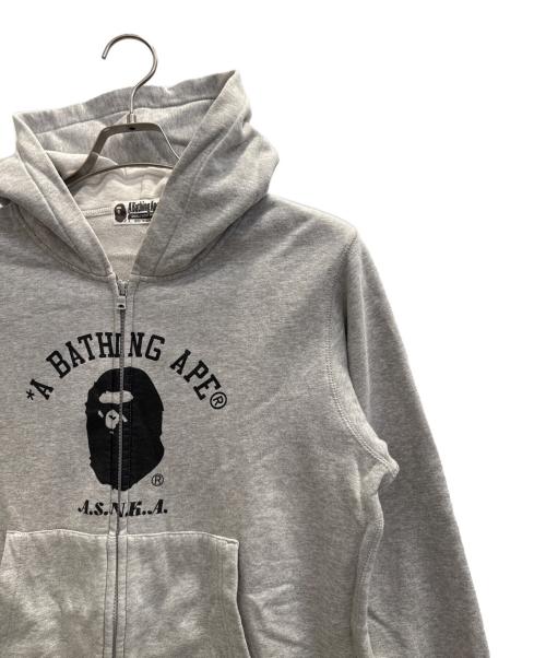 A BATHING APE（アベイシングエイプ）A BATHING APE (アベイシングエイプ) ジップパーカー グレー サイズ:Мの古着・服飾アイテム