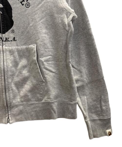 A BATHING APE（アベイシングエイプ）A BATHING APE (アベイシングエイプ) ジップパーカー グレー サイズ:Мの古着・服飾アイテム