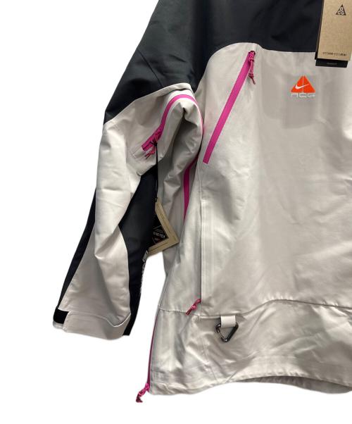 NIKE ACG（ナイキエーシージー）NIKE ACG (ナイキエーシージー) Storm-FIT ADV GORE-TEX ベージュ×ブラック サイズ:Ｓ 未使用品の古着・服飾アイテム