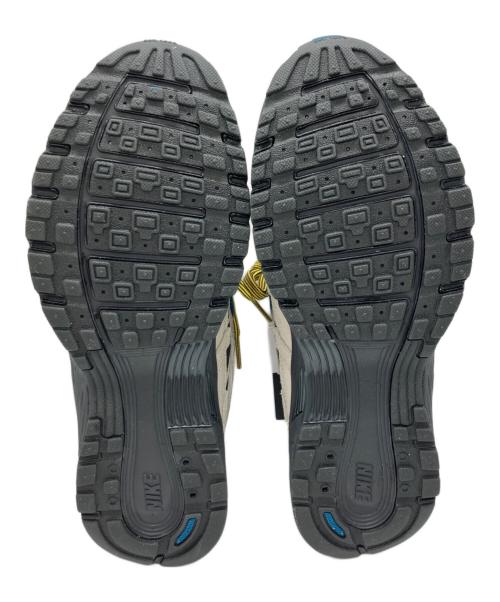 NIKE（ナイキ）NIKE (ナイキ) P-6000 PRM ベージュ サイズ:SIZE 25.5cmの古着・服飾アイテム