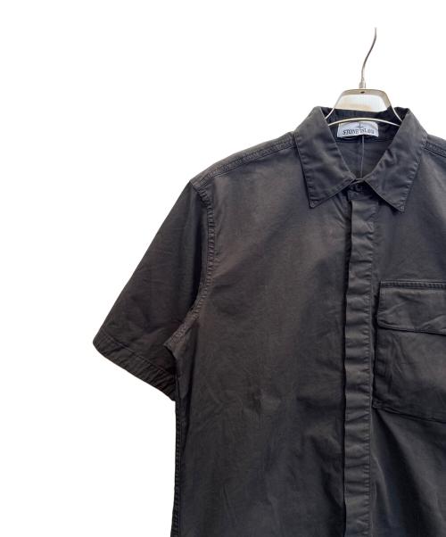 STONE ISLAND（ストーンアイランド）STONE ISLAND (ストーンアイランド) STRETCH ORGANIC COTTON TWILL SHORT SLEEVE SHIRT ブラック サイズ:Мの古着・服飾アイテム