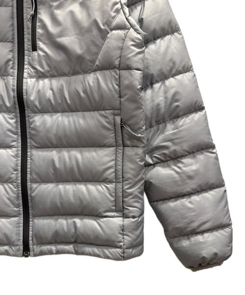 THE NORTH FACE（ザ ノース フェイス）THE NORTH FACE (ザ ノース フェイス) ダウンジャケット グレー サイズ:Ｓの古着・服飾アイテム