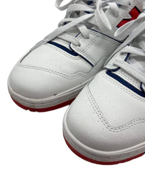 NEW BALANCE（ニューバランス）NEW BALANCE (ニューバランス) ローカットスニーカー　BB550 ホワイト×スカイブルー×レッド サイズ:SIZE 27.5cmの古着・服飾アイテム