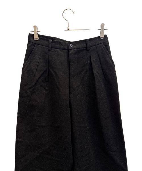 ISSEY MIYAKE odds on（イッセイミヤケ）ISSEY MIYAKE odds on (イッセイミヤケ) ウールスラックス ブラック サイズ:Мの古着・服飾アイテム