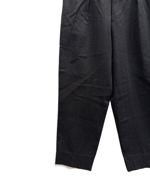 ISSEY MIYAKE odds on（イッセイミヤケ）ISSEY MIYAKE odds on (イッセイミヤケ) ウールスラックス ブラック サイズ:Мの古着・服飾アイテム