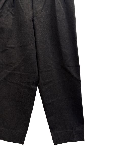 ISSEY MIYAKE odds on（イッセイミヤケ）ISSEY MIYAKE odds on (イッセイミヤケ) ウールスラックス ブラック サイズ:Мの古着・服飾アイテム