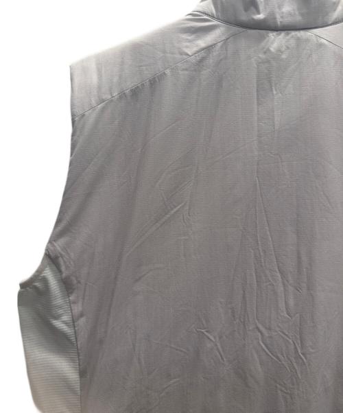 ARC'TERYX（アークテリクス）ARC'TERYX (アークテリクス) Atom SL Vest Men's グレー サイズ:Ｌの古着・服飾アイテム