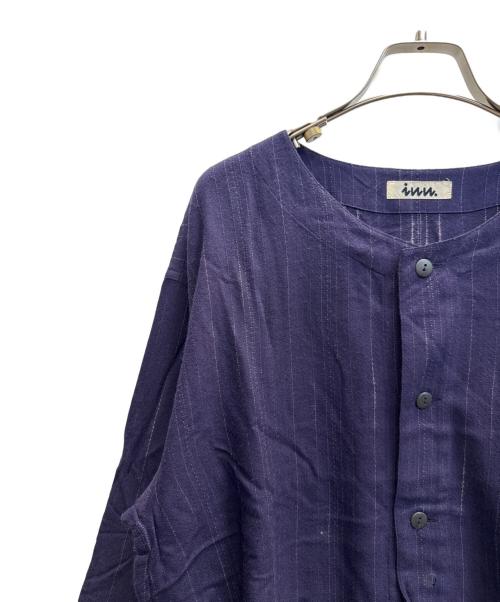 inn ISSEY MIYAKE（イッセイミヤケ）inn ISSEY MIYAKE (イッセイミヤケ) ノーカラーシャツ ネイビー サイズ:Мの古着・服飾アイテム