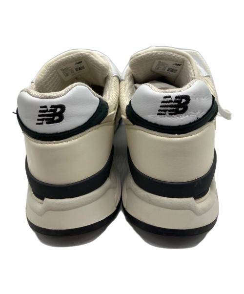 NEW BALANCE（ニューバランス）NEW BALANCE (ニューバランス) 998ローカットスニーカー ベージュ サイズ:	SIZE 29cmの古着・服飾アイテム