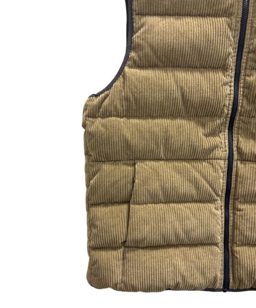 Patagonia（パタゴニア）Patagonia (パタゴニア) リバーシブル・コットン・ダウン・ベスト ベージュ×ネイビー サイズ:Ｌの古着・服飾アイテム