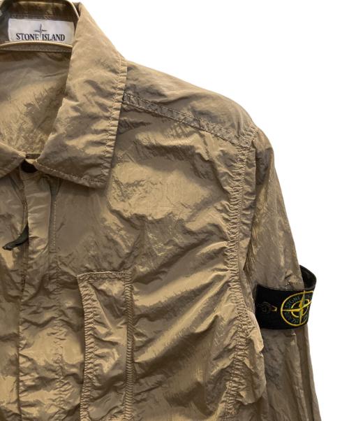 STONE ISLAND（ストーンアイランド）STONE ISLAND (ストーンアイランド) NYLON METAL SHIRT JACKET グレー サイズ:SIZE Mの古着・服飾アイテム