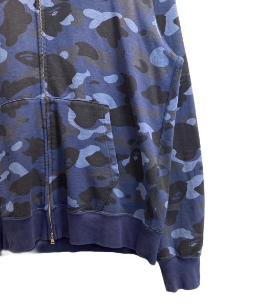 A BATHING APE（アベイシングエイプ）A BATHING APE (アベイシングエイプ) COLOUR CAMO SHARK FULL ZIP HOODIE ブルー サイズ:2XLの古着・服飾アイテム