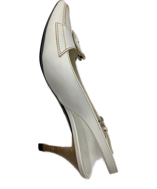TOD'S（トッズ）TOD'S (トッズ) ポインテッドトゥヒールパンプス ホワイト サイズ:23の古着・服飾アイテム