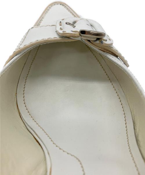 TOD'S（トッズ）TOD'S (トッズ) ポインテッドトゥヒールパンプス ホワイト サイズ:23の古着・服飾アイテム