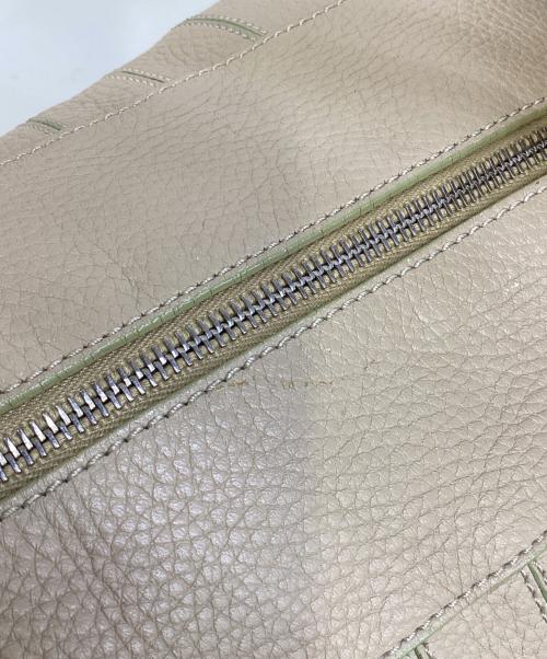 TOD'S（トッズ）TOD'S (トッズ) レザーワンショルダーバッグ ベージュの古着・服飾アイテム