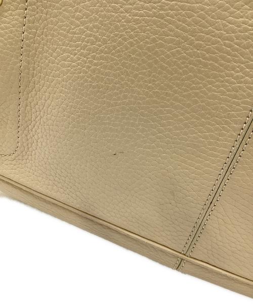 TOD'S（トッズ）TOD'S (トッズ) レザーワンショルダーバッグ ベージュの古着・服飾アイテム