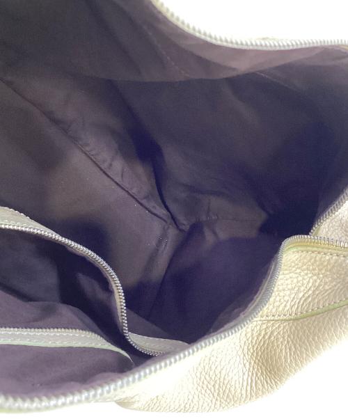 TOD'S（トッズ）TOD'S (トッズ) レザーワンショルダーバッグ ベージュの古着・服飾アイテム