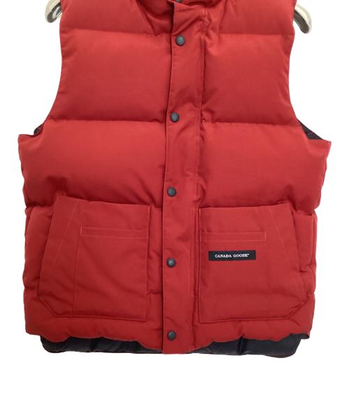 CANADA GOOSE（カナダグース）CANADA GOOSE (カナダグース) Windsor Vest レッド サイズ:Sの古着・服飾アイテム