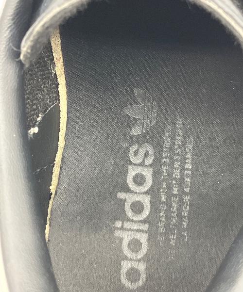 adidas（アディダス）adidas (アディダス) スニーカー ブラック サイズ:26cmの古着・服飾アイテム