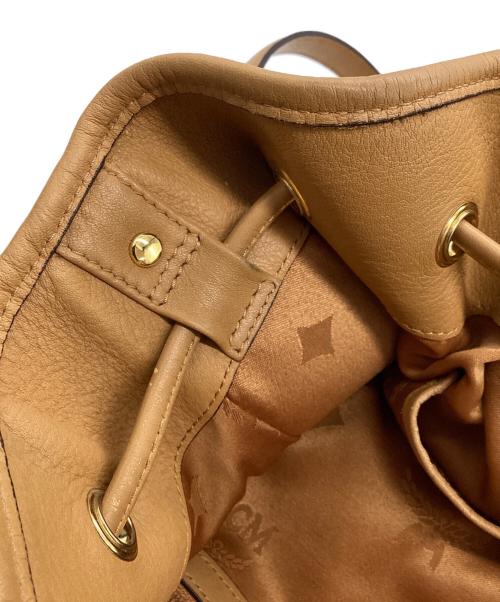 MCM（エムシーエム）MCM (エムシーエム) 2WAYバッグ キャメルの古着・服飾アイテム