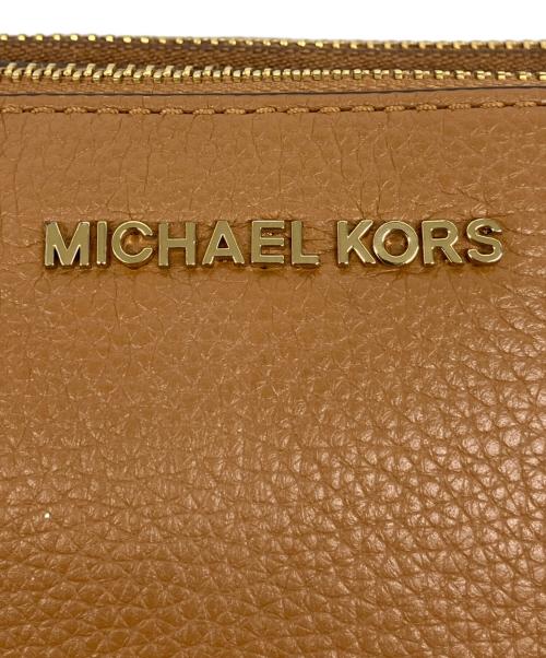 MICHAEL KORS（マイケルコース）MICHAEL KORS (マイケルコース) ショルダーバッグ ブラウンの古着・服飾アイテム