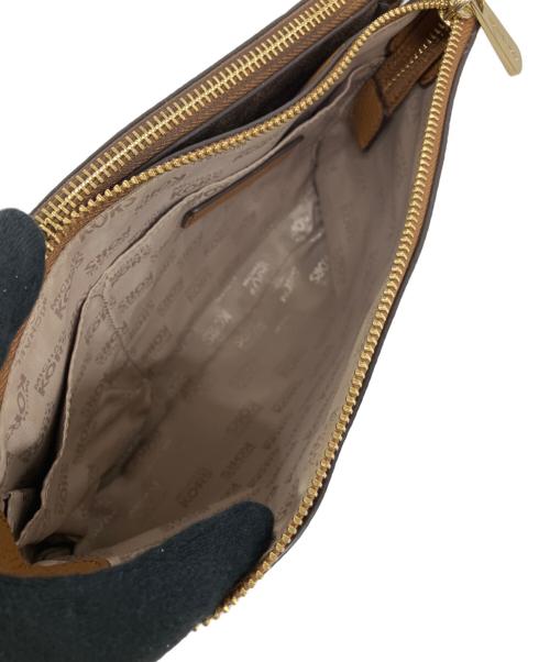 MICHAEL KORS（マイケルコース）MICHAEL KORS (マイケルコース) ショルダーバッグ ブラウンの古着・服飾アイテム