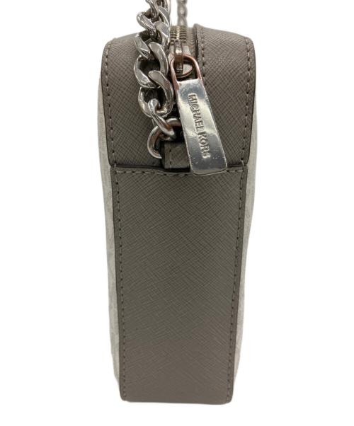MICHAEL KORS（マイケル・コース）MICHAEL KORS (マイケル・コース) ショルダーバッグ ホワイトの古着・服飾アイテム