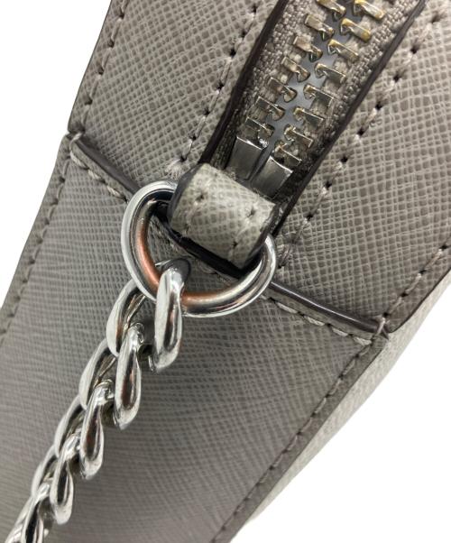 MICHAEL KORS（マイケル・コース）MICHAEL KORS (マイケル・コース) ショルダーバッグ ホワイトの古着・服飾アイテム