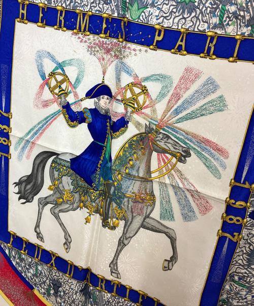 HERMES（エルメス）HERMES (エルメス) シルクスカーフ ホワイト×レッドの古着・服飾アイテム