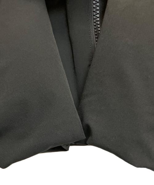 1piu1uguale3（ウノピュウノウグァーレトレ）1piu1uguale3 (ウノピュウノウグァーレトレ) ダウンジャケット ブラック サイズ:Lの古着・服飾アイテム