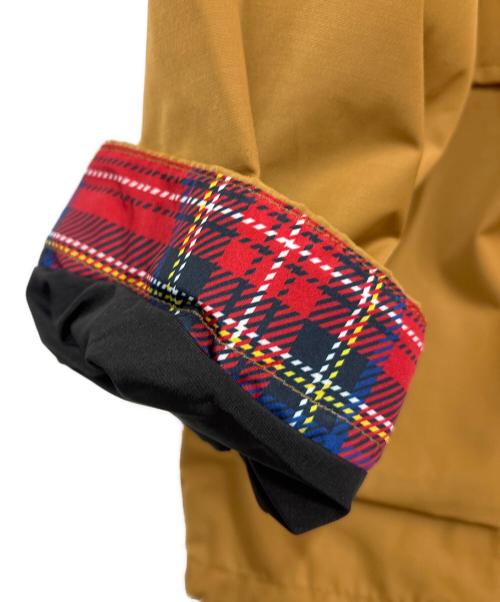 SIERRA DESIGNS（シエラデザインズ）SIERRA DESIGNS (シエラデザインズ) ジャケット カーキ/レッド サイズ:M 未使用品の古着・服飾アイテム