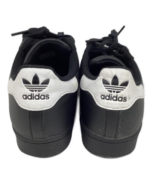 adidas（アディダス）adidas (アディダス) ローカットスニーカー ブラック サイズ:26.5の古着・服飾アイテム