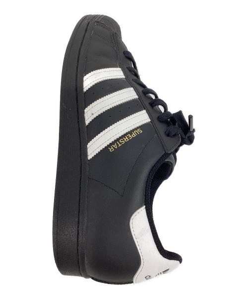 adidas（アディダス）adidas (アディダス) ローカットスニーカー ブラック サイズ:26.5の古着・服飾アイテム