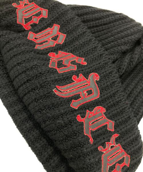 GIANNI VERSACE（ジャンニ・ヴェルサーチ）GIANNI VERSACE (ジャンニ・ヴェルサーチ) ニット帽 ブラック×レッドの古着・服飾アイテム