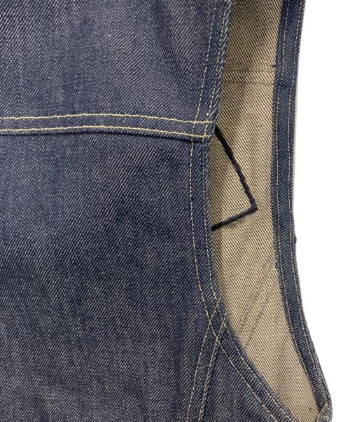 VERSACE JEANS SIGNATURE（ヴェルサーチジーンズシグネチャー）VERSACE JEANS SIGNATURE (ヴェルサーチジーンズシグネチャー) デニムベスト ネイビー サイズ:Lの古着・服飾アイテム